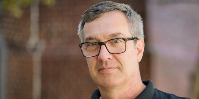 Portrait of Drew Andrews.